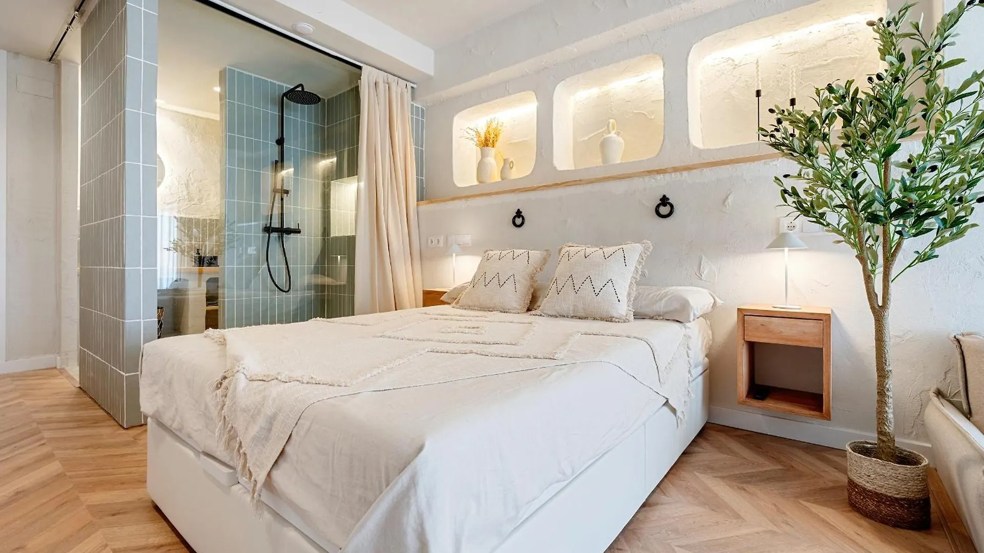 Hauzify I Loft Promar Apartment La Pineda