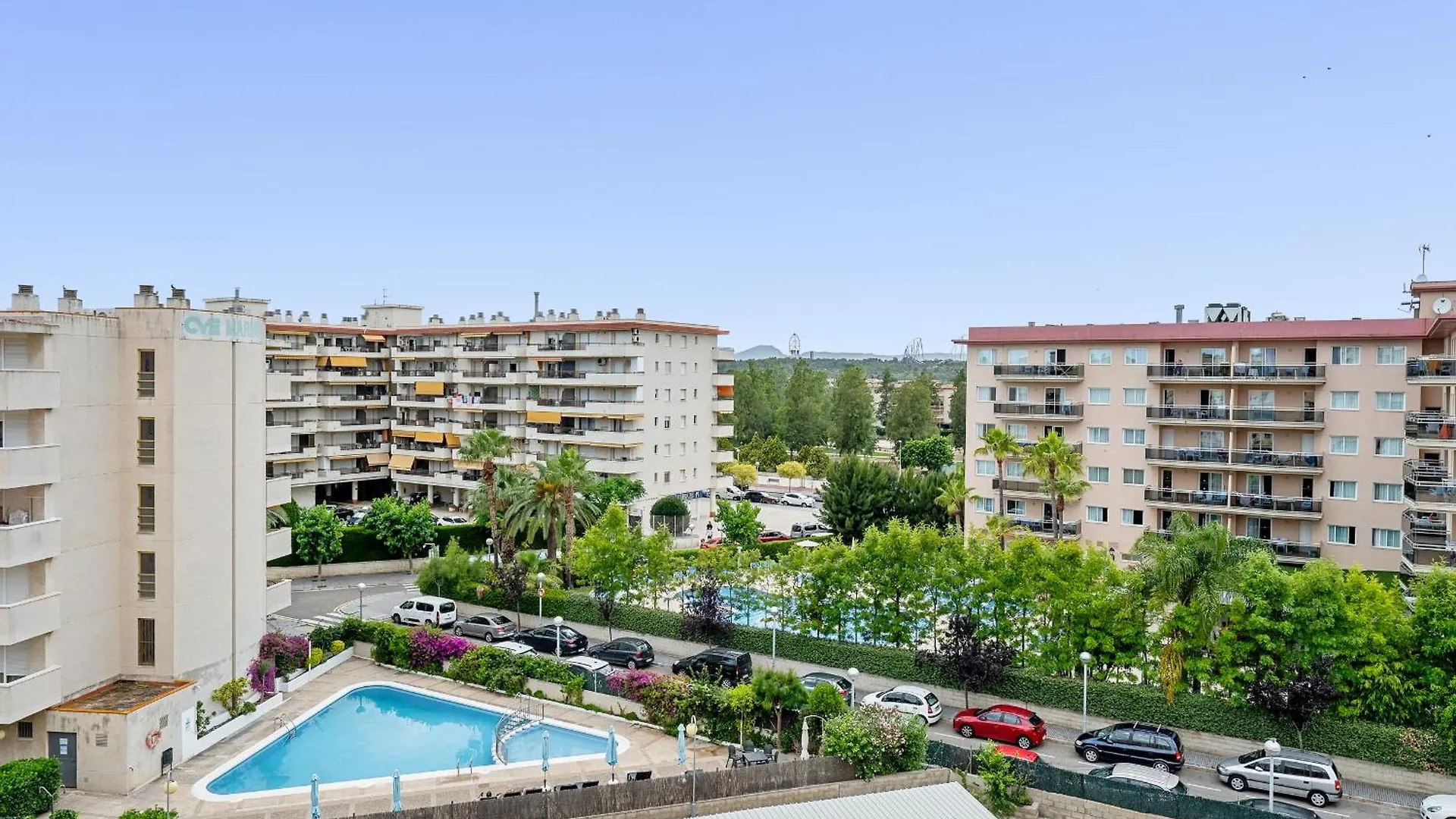 Hauzify I Loft Promar Apartment La Pineda