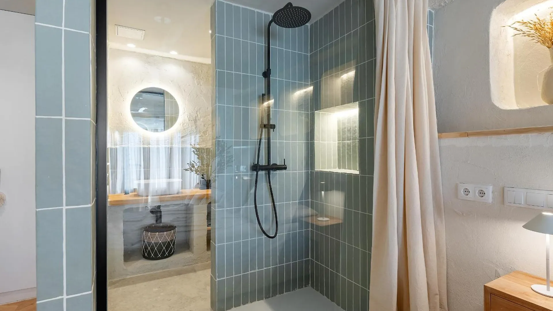 Hauzify I Loft Promar Apartment La Pineda
