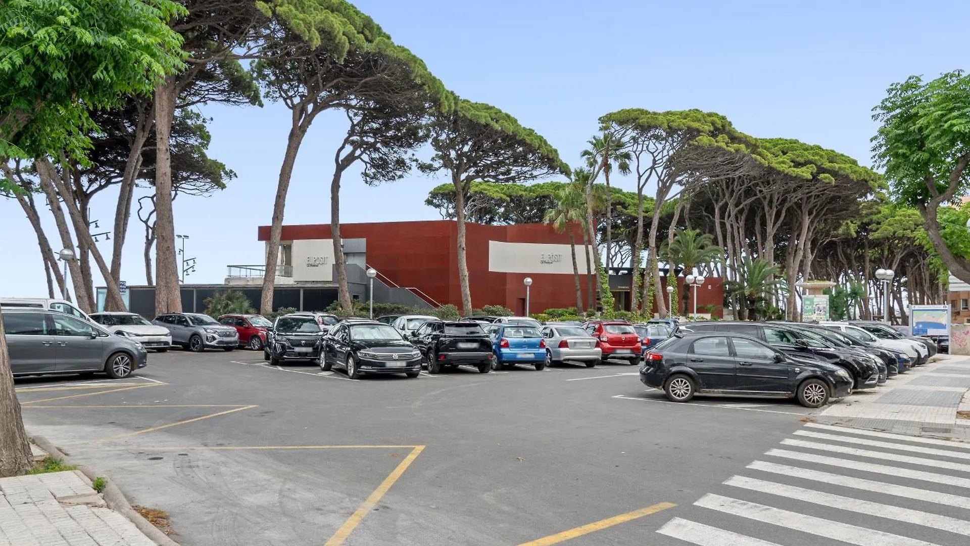 Hauzify I Loft Promar Apartment La Pineda Spain